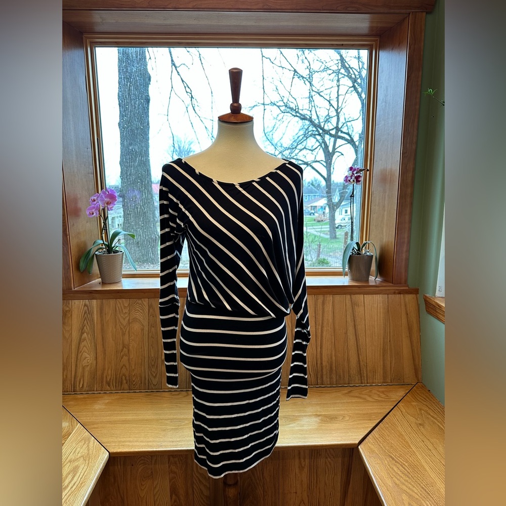BCBGMaxAzria Black and White Striped Long-Sleeve Sheath Dress